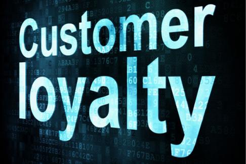 Khoa chan khach hang bang Sieu Ma Vach