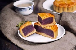 Lam banh trung thu o nha chua bao gio don gian den the