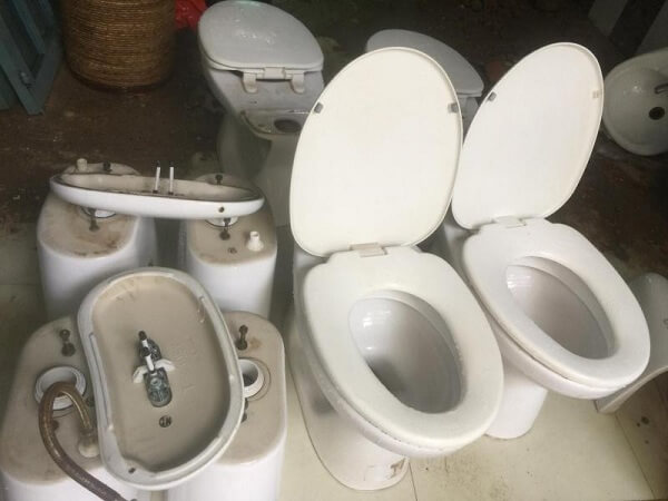 Tran-lan-thiet-bi-ve-sinh-nhai-duoc-dua-vao-thi-truong