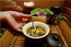 Thuong thuc tach tra cung dinh Hue chat luong tot cho suc khoe 