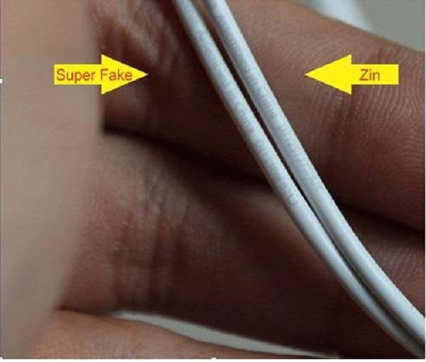 Chữ trên dây tai nghe