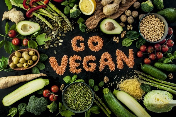 Thuc pham chay co thuc su an toan giua cuoc chien thuc pham ban?